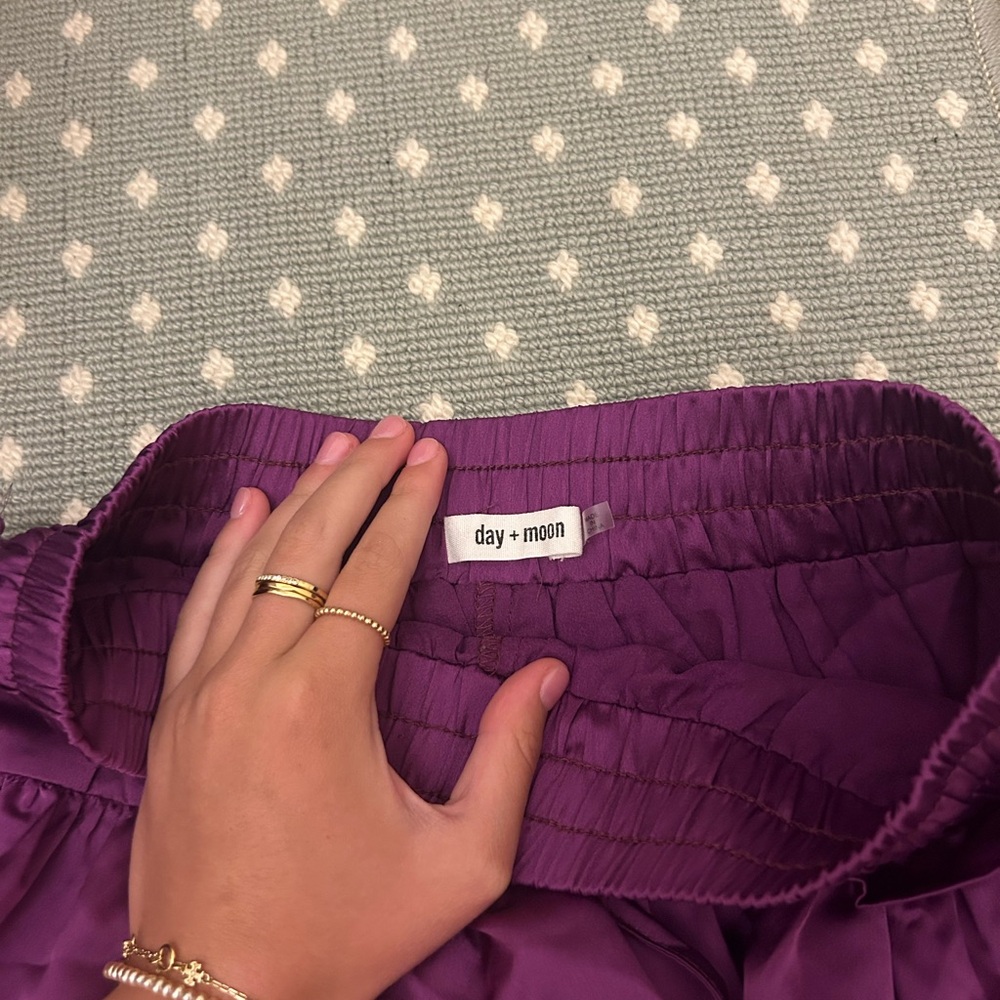 Chic Purple Ruffled Mini Skirt - Picture 2 of 3